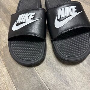 Nike Men’s Slide Sandals – Black/White Logo – Size 13
